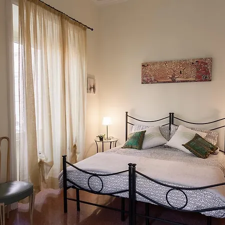 Glam Sm Maggiore Penzion